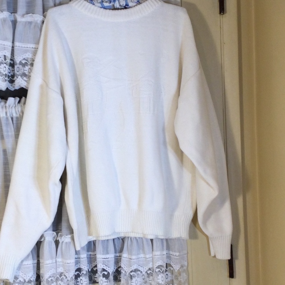 Eddie Bauer White 100% Cotton Knit Sweater with raise image of golfer - Picture 11 of 11